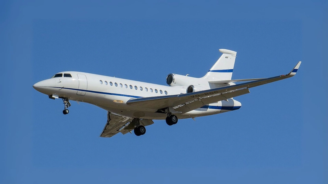 Dassault Falcon 7X trijet private jet, long range business aircraft with luxury cabin